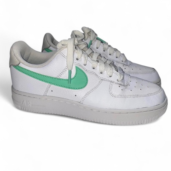 NIKE AFI women’s 7.5 - Picture 2 of 4